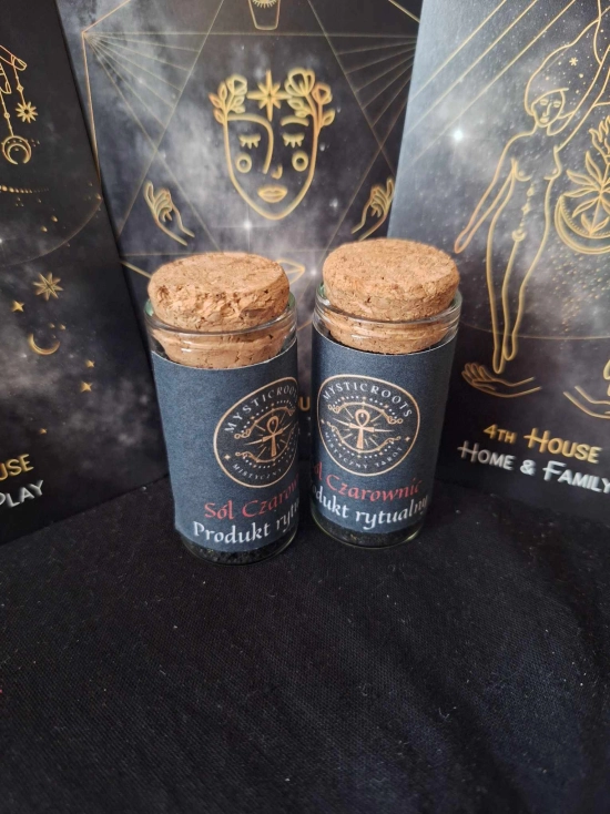 Sól Czarownic – czarna sól rytualna do ochrony i oczyszczania energetycznego, produkt MysticRoots Hoodoo | Rytualista Salomon